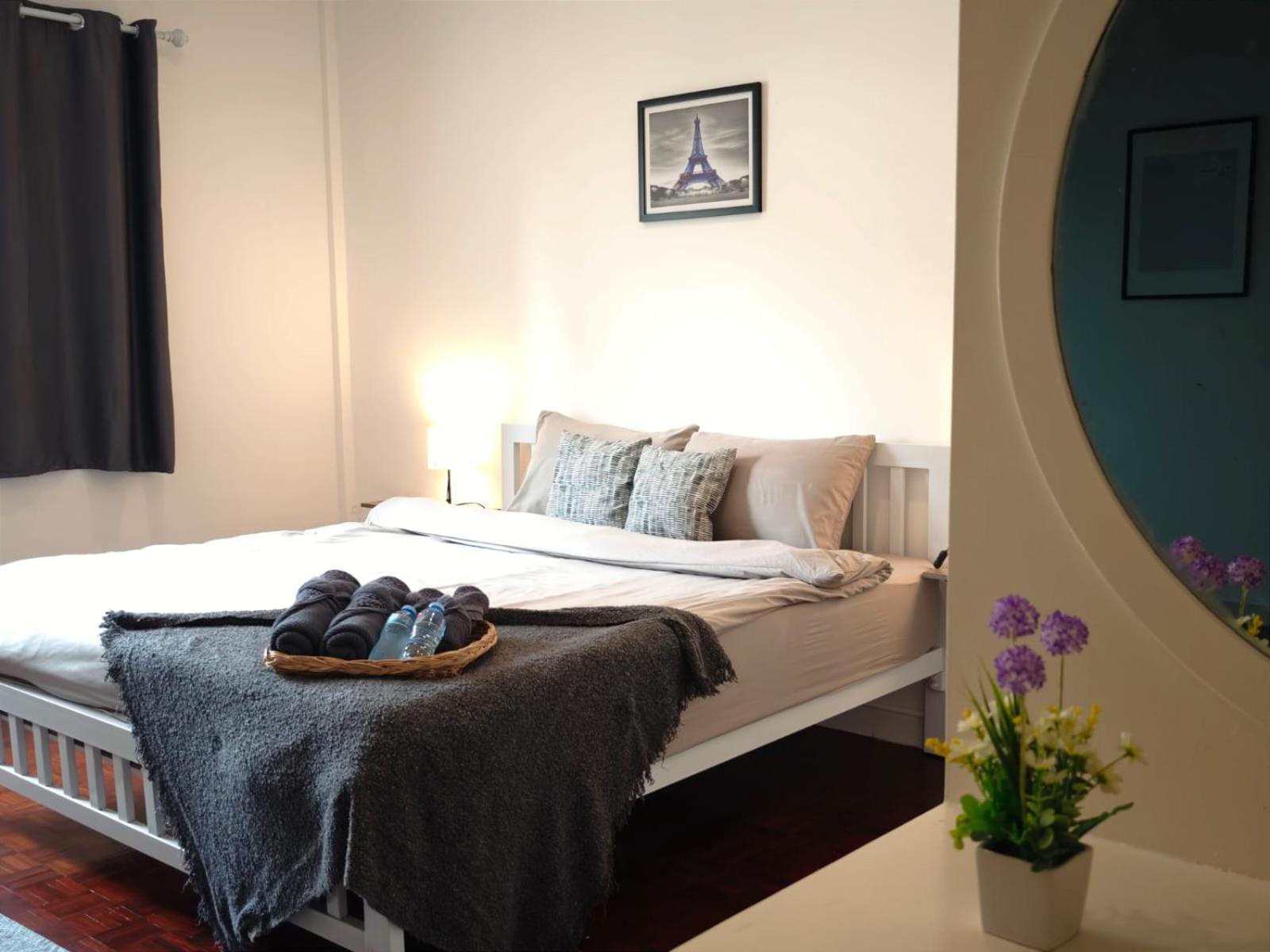 Homey Stay And Cafe By Hematoa Bangkok Bagian luar foto